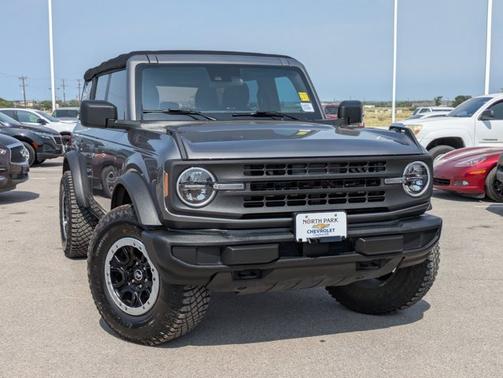 2022 Ford Bronco Base