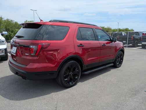 2019 Ford Explorer Sport