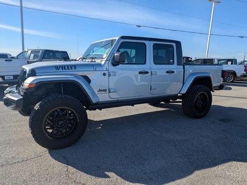 2023 Jeep Gladiator Sport