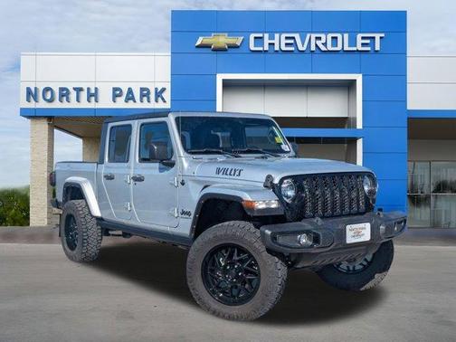 2023 Jeep Gladiator Sport