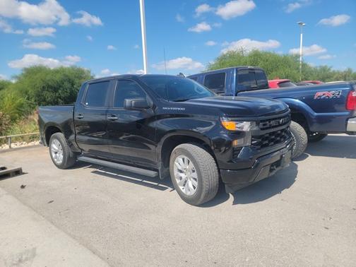 2022 Chevrolet Silverado 1500 Custom
