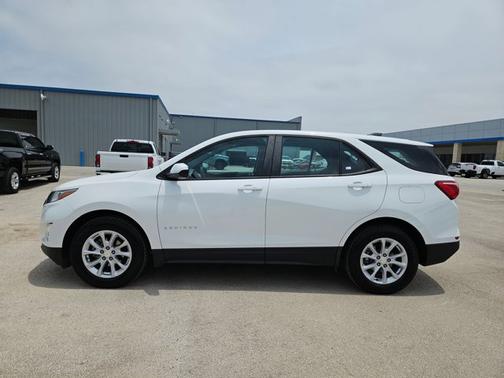 Summit White 2021 Chevrolet Equinox LS