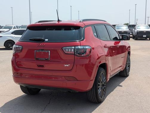 2023 Jeep Compass (RED) Edition