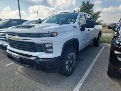 2024 Chevrolet Silverado 2500 Custom