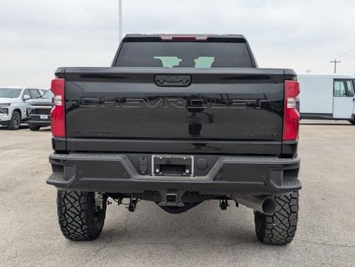 2026 Chevrolet Silverado 2500 Custom