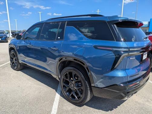 2024 Chevrolet Traverse FWD RS