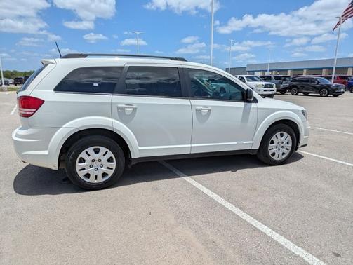 2020 Dodge Journey SE