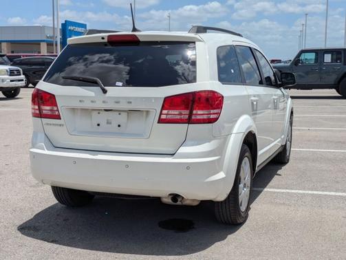 2020 Dodge Journey SE