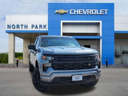 2025 Chevrolet Silverado 1500 Custom