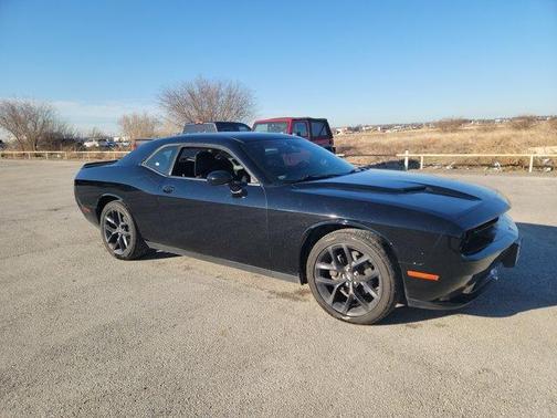 2020 Dodge Challenger SXT