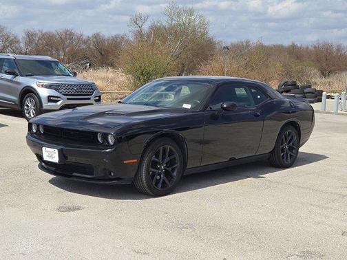 2020 Dodge Challenger SXT