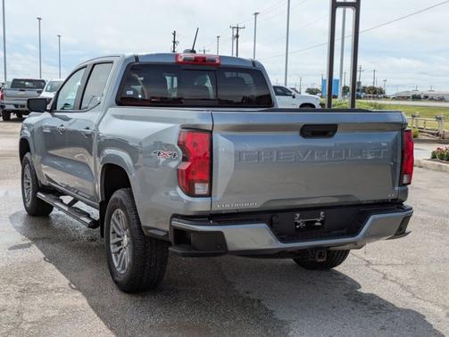 2024 Chevrolet Colorado 4WD LT