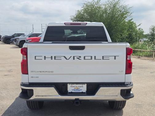 Summit White 2023 Chevrolet Silverado 1500 LT