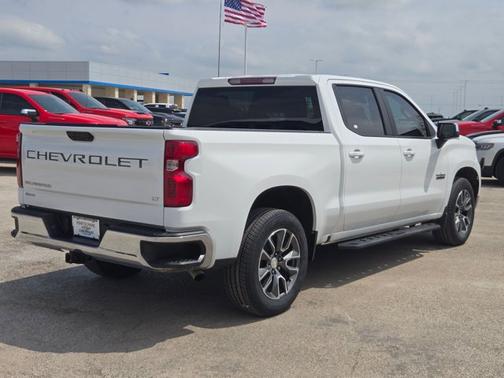 Summit White 2023 Chevrolet Silverado 1500 LT