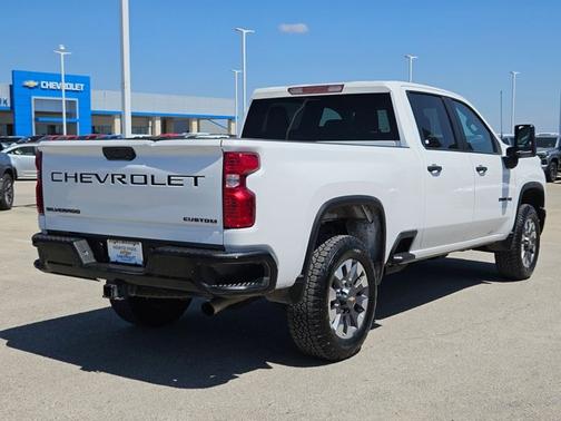 2024 Chevrolet Silverado 2500 Custom