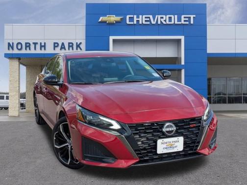 2024 Nissan Altima 2.5 SR
