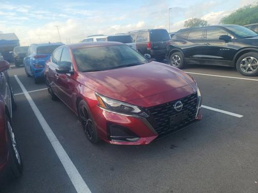2024 Nissan Altima 2.5 SR
