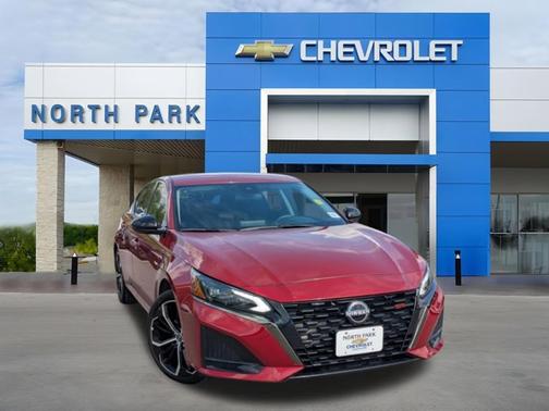 2024 Nissan Altima 2.5 SR