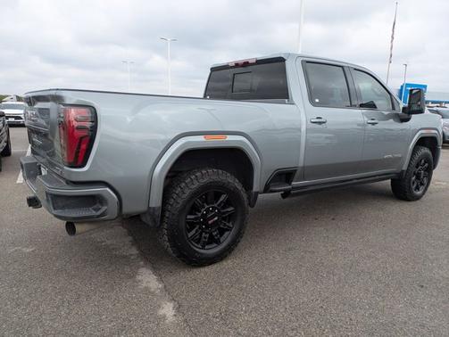 2025 GMC Sierra 2500 AT4