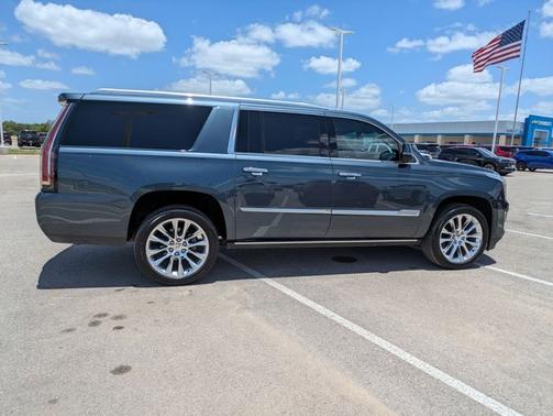 2020 Cadillac Escalade ESV Premium Luxury