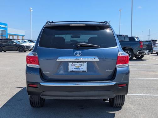 Blue 2013 Toyota Highlander Limited