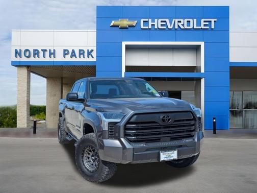 2023 Toyota Tundra SR5