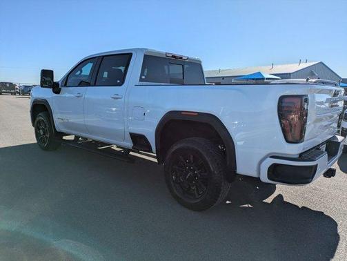 2024 GMC Sierra 2500 AT4