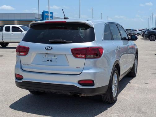 2019 Kia Sorento L