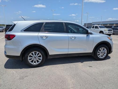 2019 Kia Sorento L