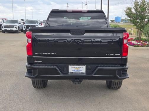 Black 2022 Chevrolet Silverado 1500 Custom