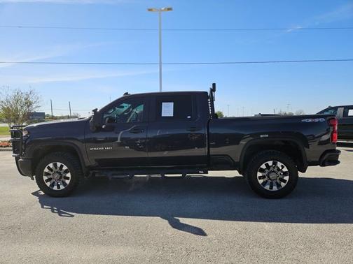 2024 Chevrolet Silverado 2500 Custom