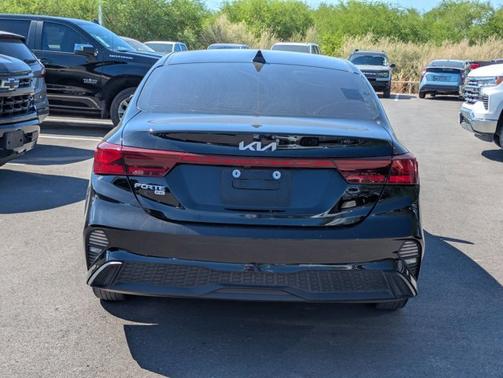 2023 Kia Forte LX