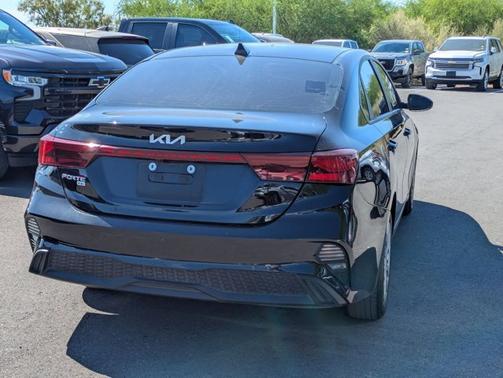 2023 Kia Forte LX