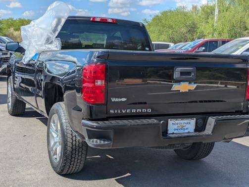 2017 Chevrolet Silverado 1500 Custom