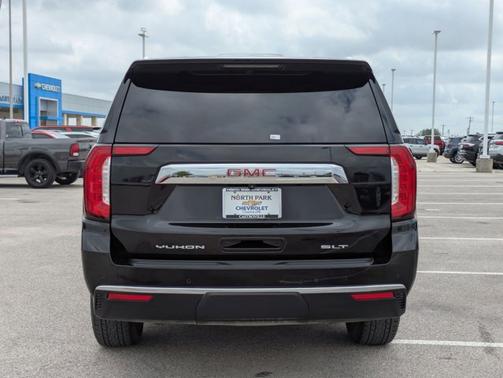 2021 GMC Yukon XL SLT
