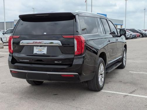 2021 GMC Yukon XL SLT