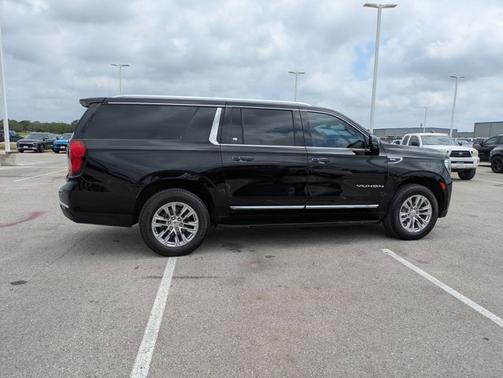 2021 GMC Yukon XL SLT