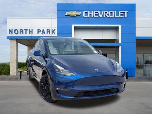 2023 Tesla Model Y Long Range