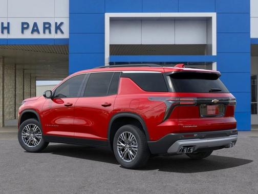 2025 Chevrolet Traverse FWD LT