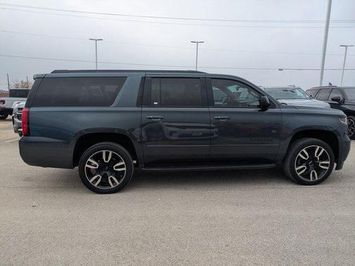 2019 Chevrolet Suburban Premier