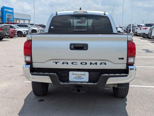 2022 Toyota Tacoma Base