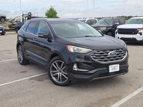 Black 2020 Ford Edge Titanium