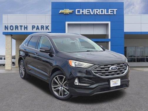 Black 2020 Ford Edge Titanium