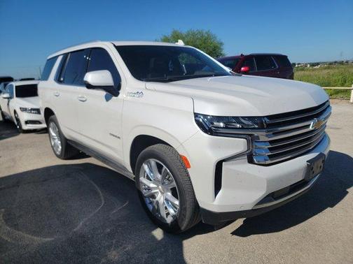 Iridescent Pearl Tricoat 2023 Chevrolet Tahoe High Country