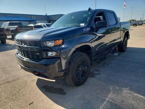 Shadow Gray Metallic 2021 Chevrolet Silverado 1500 Custom Trail Boss