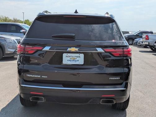 2023 Chevrolet Traverse Premier