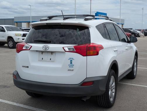 2013 Toyota RAV4 XLE