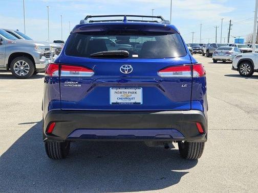 2024 Toyota Corolla Cross LE