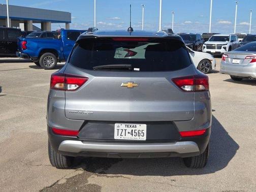 Sterling Gray Metallic 2024 Chevrolet Trailblazer LT