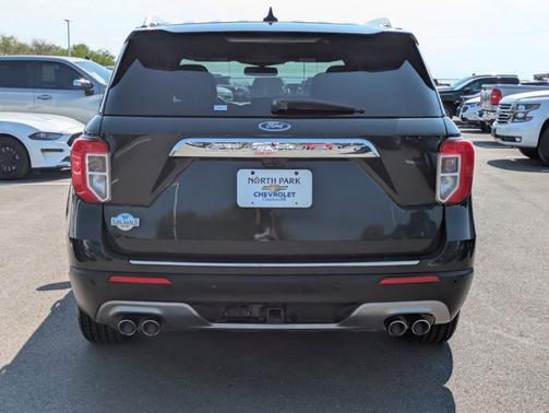 2022 Ford Explorer King Ranch